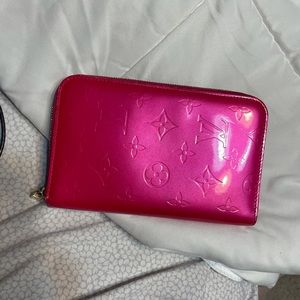 Lv wallet